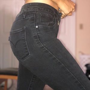 Levi’s Black Wash High Rise Skinny Jeans